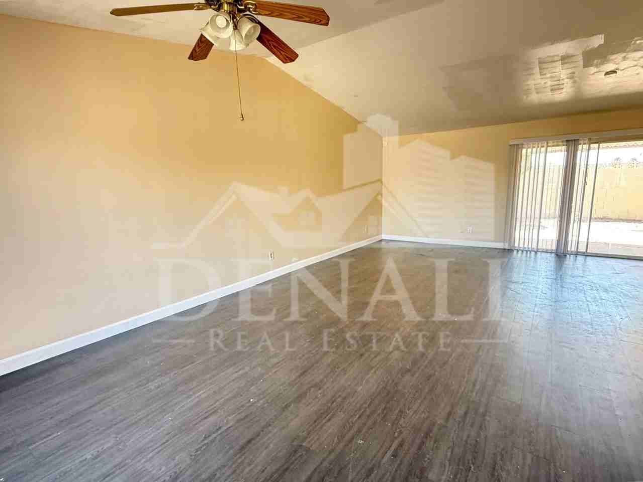 5123 W Carol Ave - Photo 3 of 21