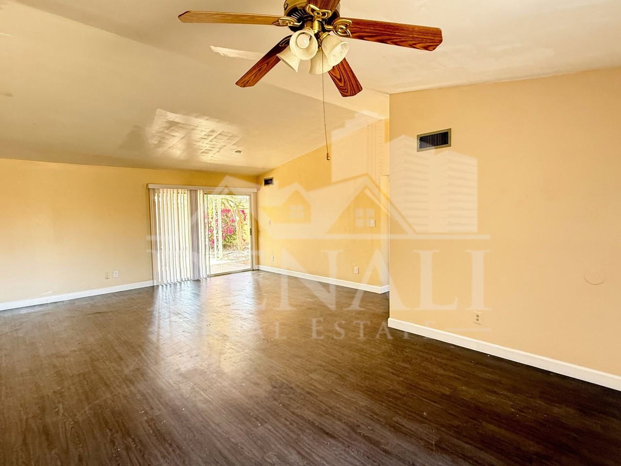 5123 W Carol Ave - Photo 4 of 21