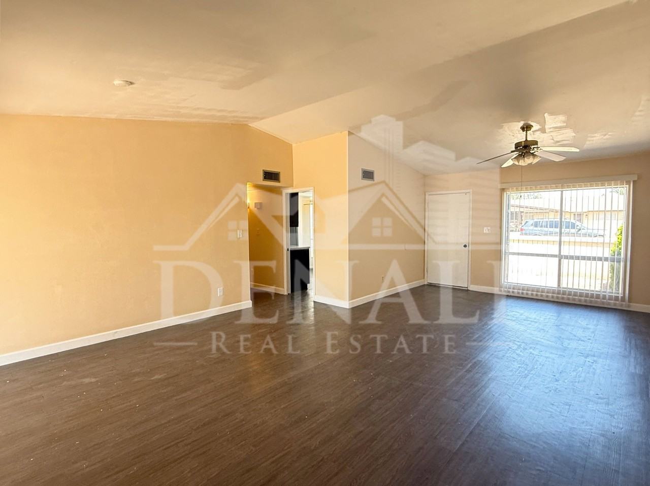 5123 W Carol Ave - Photo 5 of 21