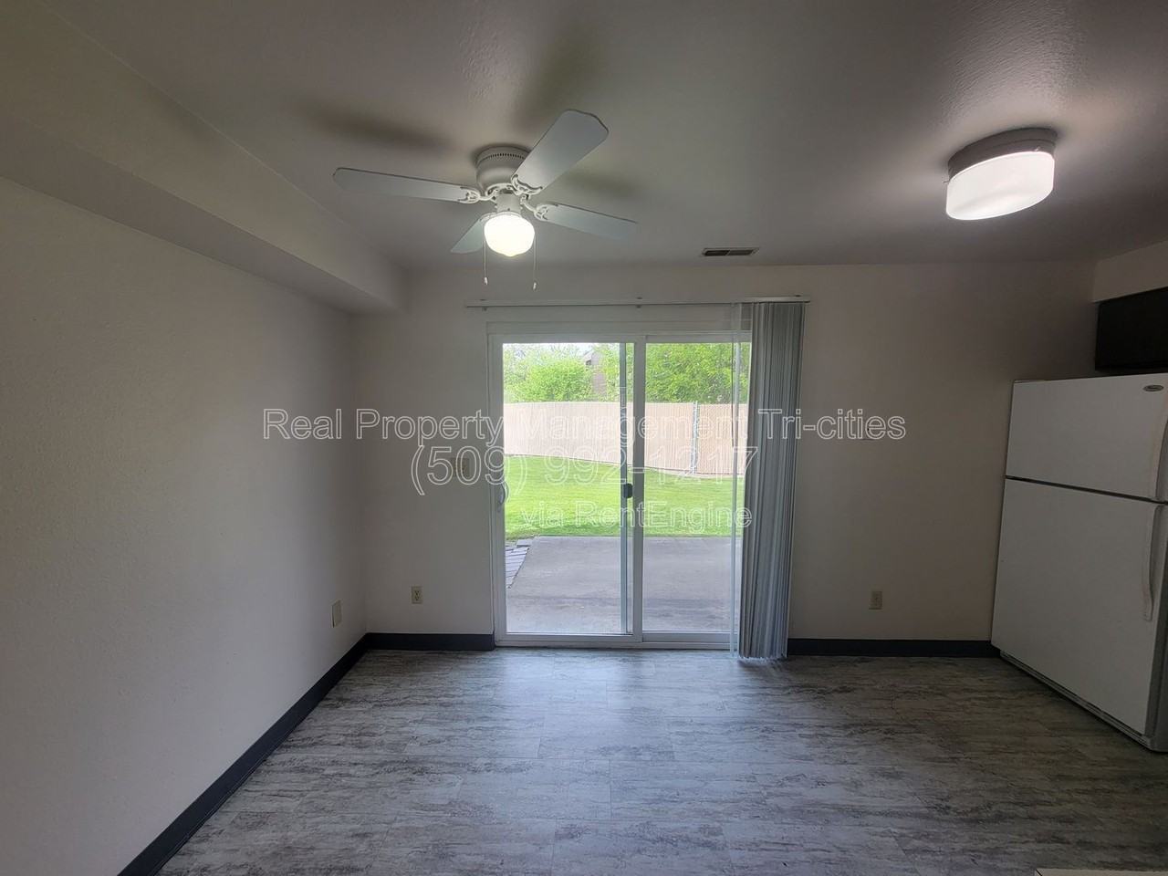 140 Van Giesen St - Photo 4 of 15