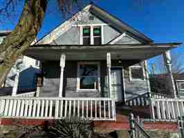 featured image of 4730 N Freya St