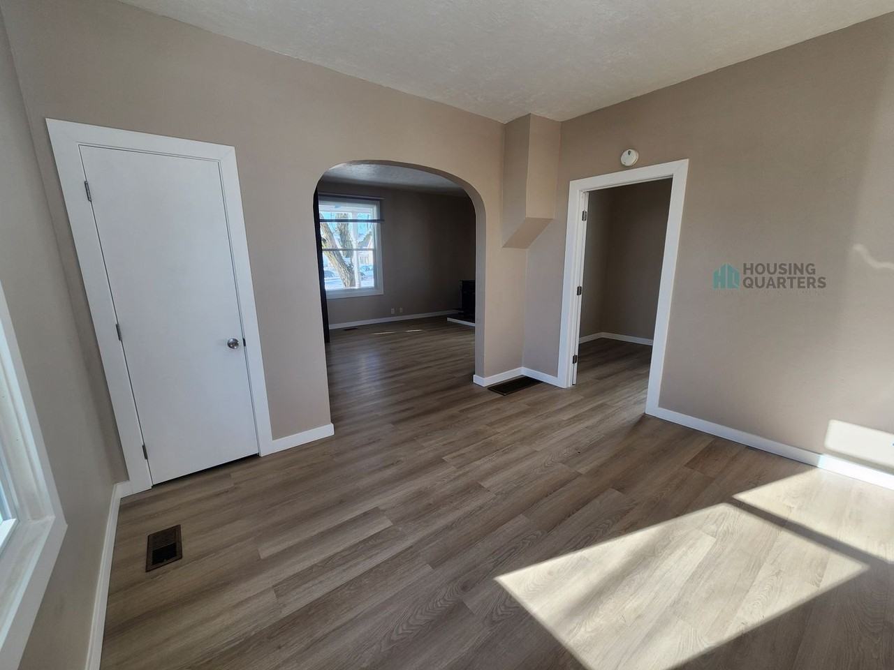 4730 N Freya St - Photo 7 of 19