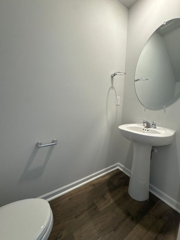905 Highfield Way - Photo 4 of 15
