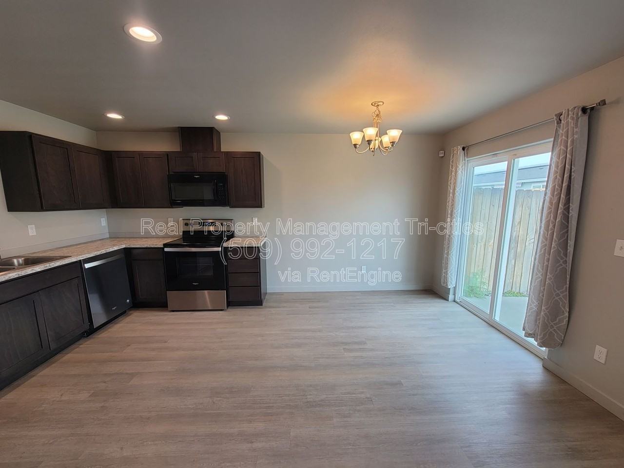 413 Whitefish Ln - Photo 6 of 17