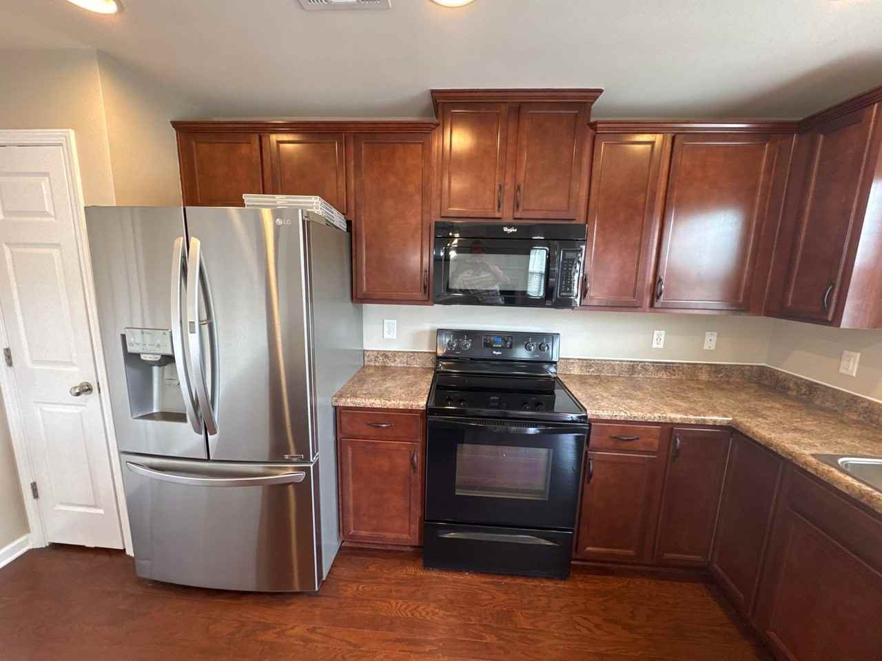 112 Suggs Dr - Photo 7 of 23