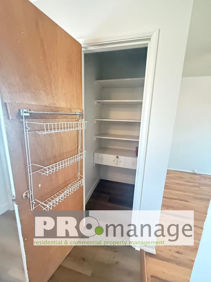 1245 Orlin Dr - Photo 5 of 21