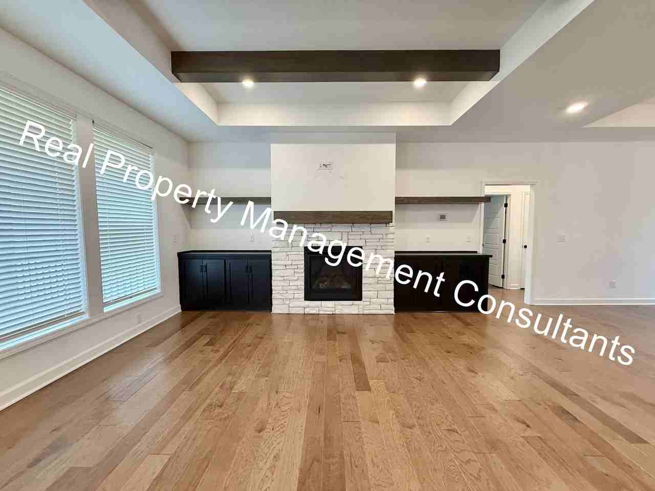 1833 Ne Ravenwood Dr - Photo 7 of 43