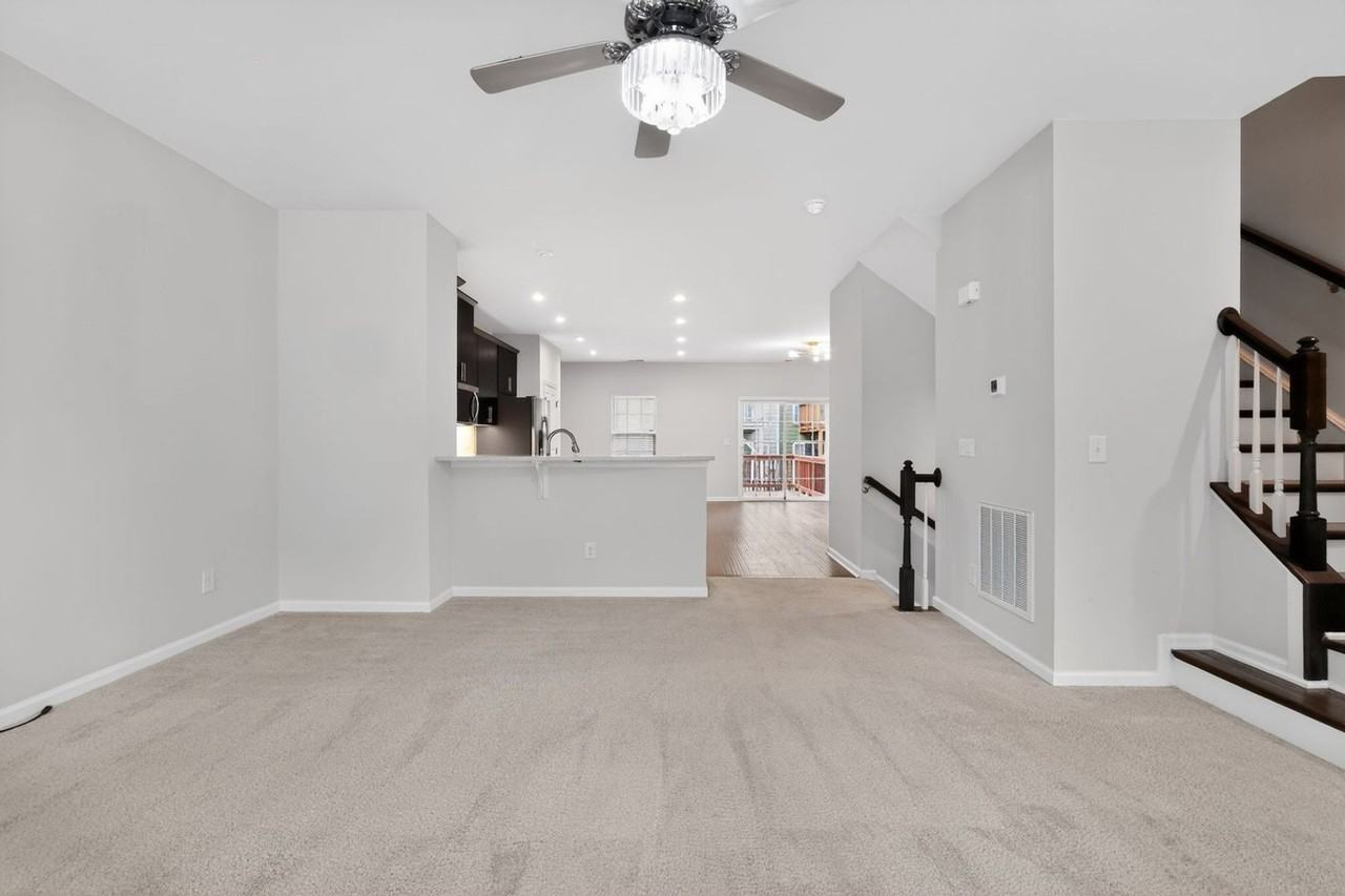 237 Roche Dr - Photo 2 of 30