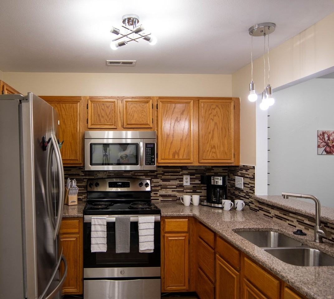 16295 Rose Wreath Ln - Photo 5 of 15