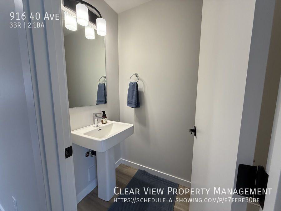 916 40 Ave N #4 - Photo 5 of 20