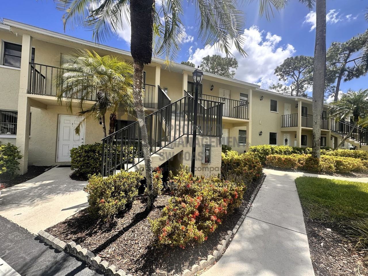 28100 Pine Haven Way #5