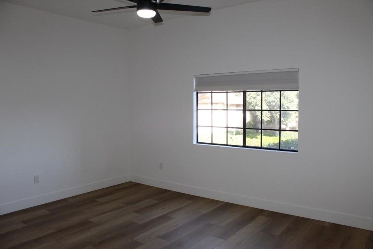 3516 Somerset Way - Photo 5 of 20