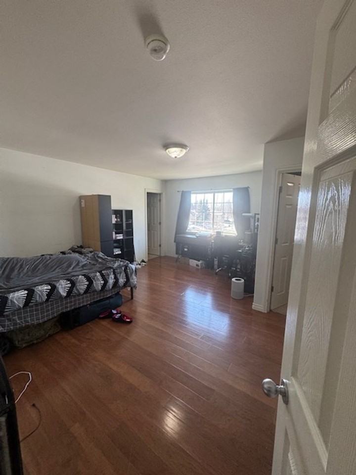 5229 E 26th Ave - Photo 2 of 9