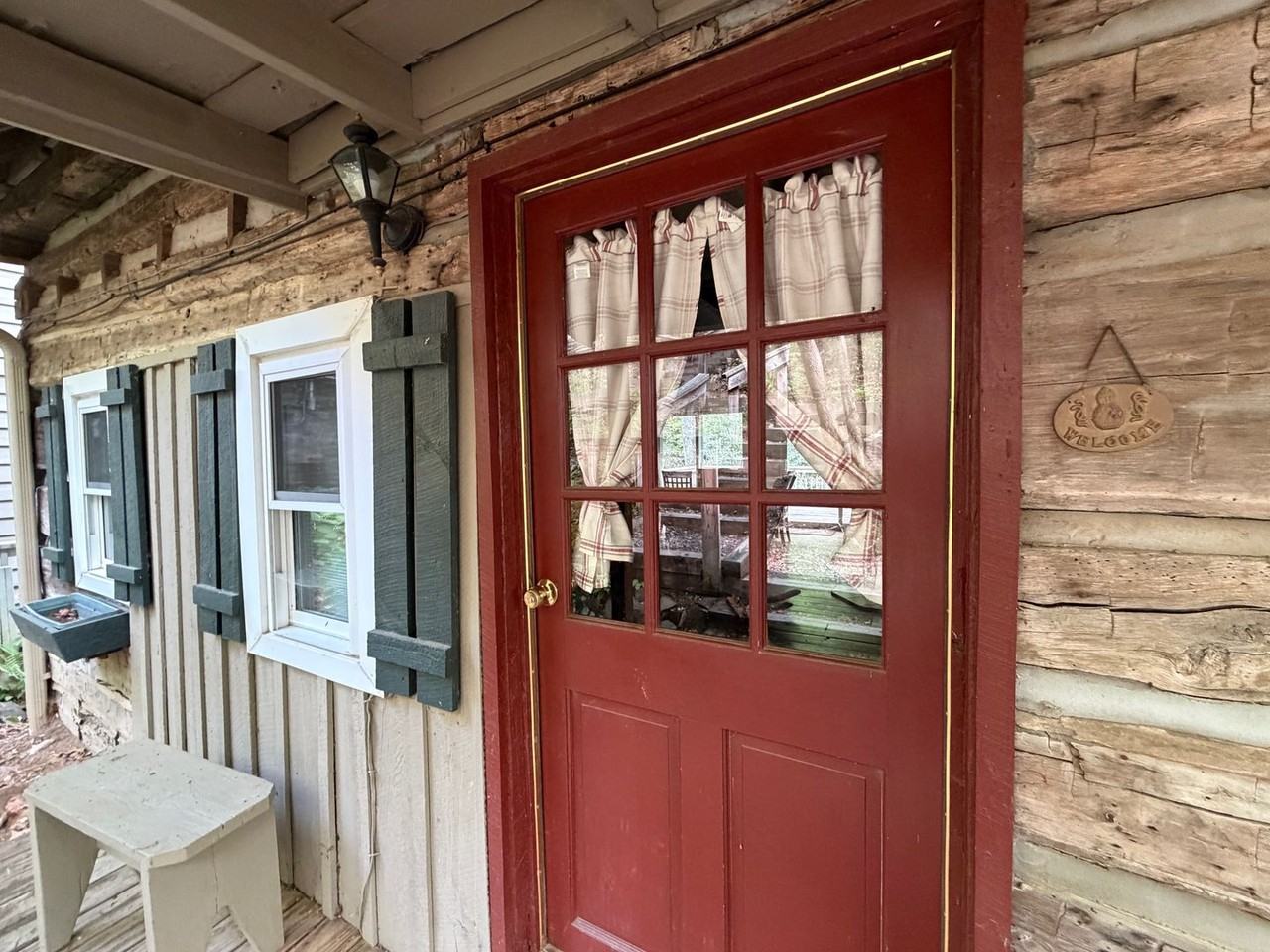 100 100 Frist Rd - Photo 3 of 44
