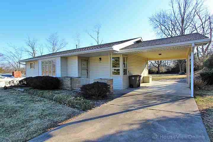 1506 Revlon Dr - Photo 3 of 19