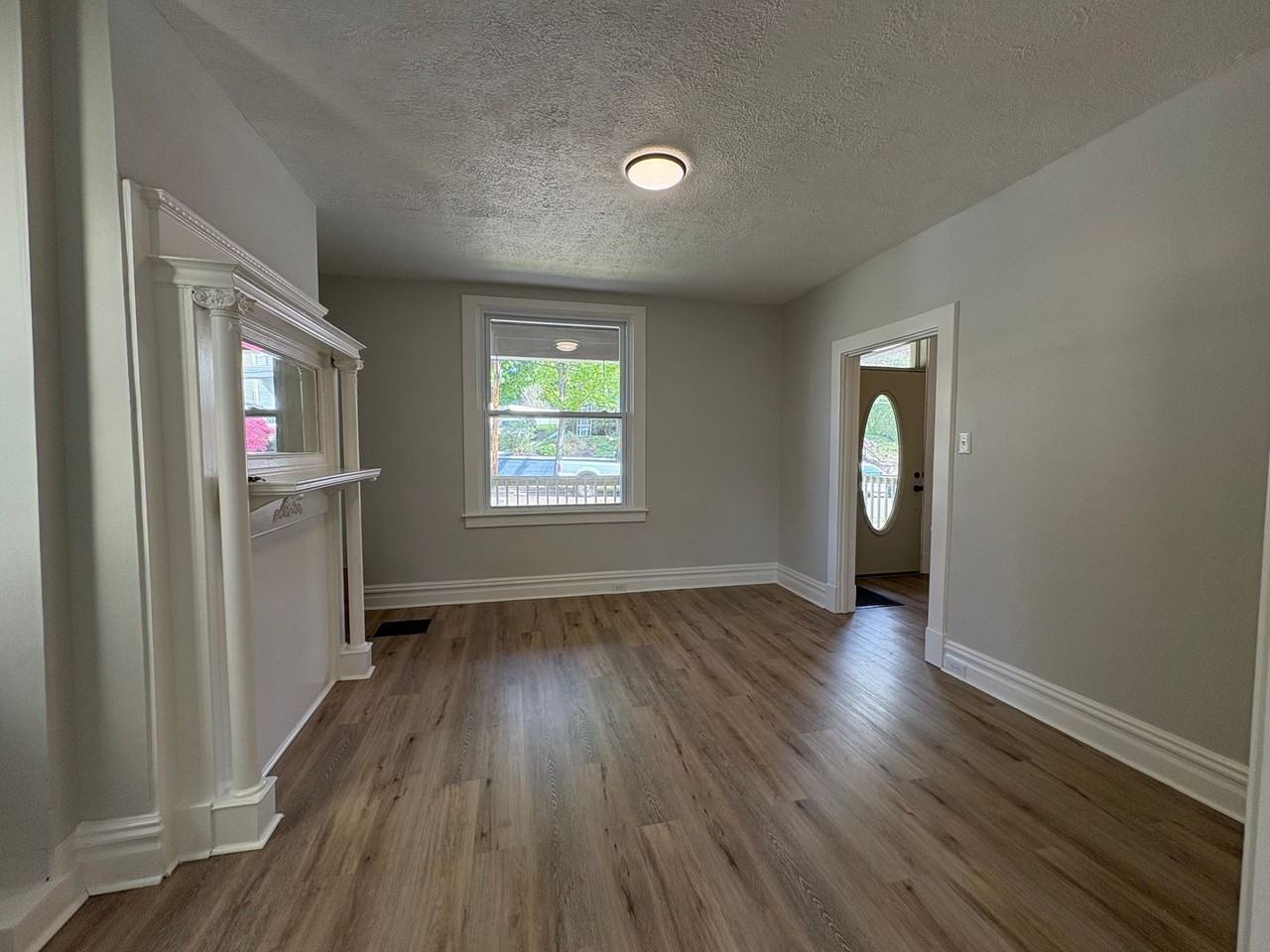 129 Dunbar Ave - Photo 6 of 24