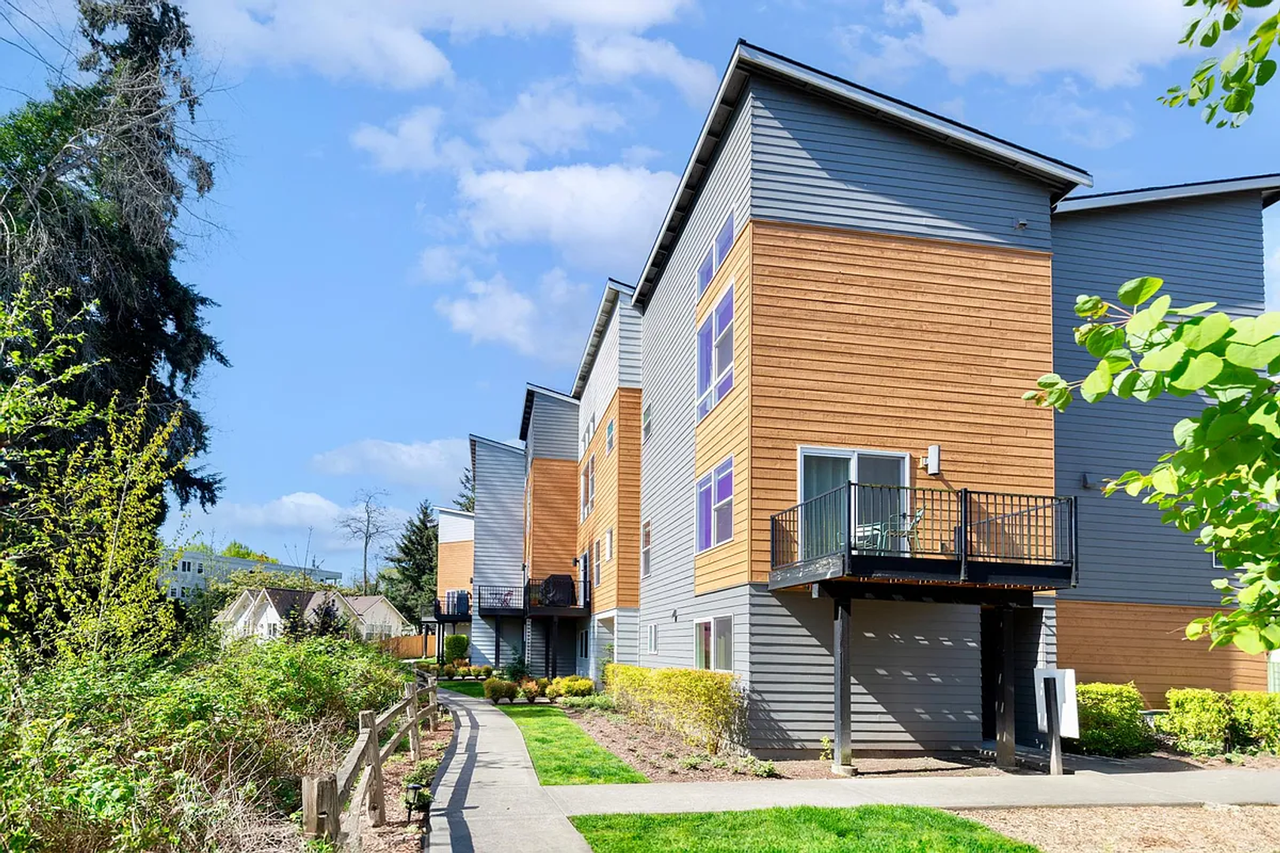 18240 73rd Ave Ne #103 - Photo 3 of 24