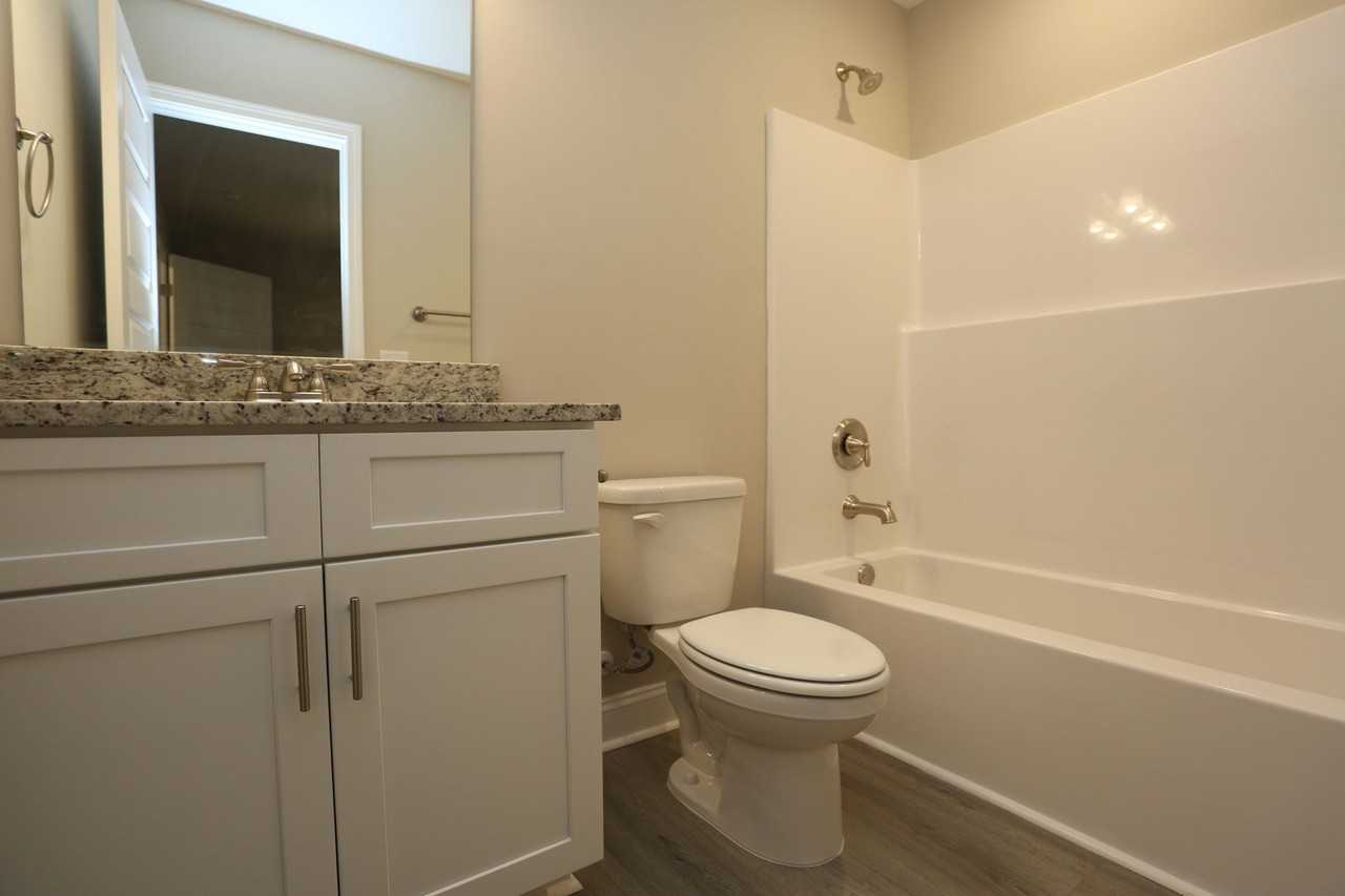 137 Veranda Ln - Photo 2 of 15