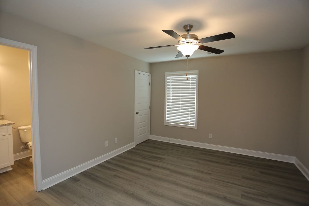 137 Veranda Ln - Photo 4 of 15