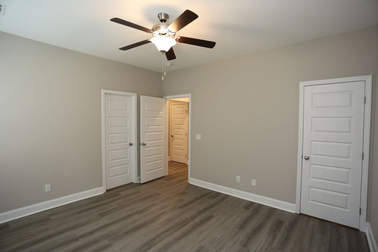 137 Veranda Ln - Photo 7 of 15
