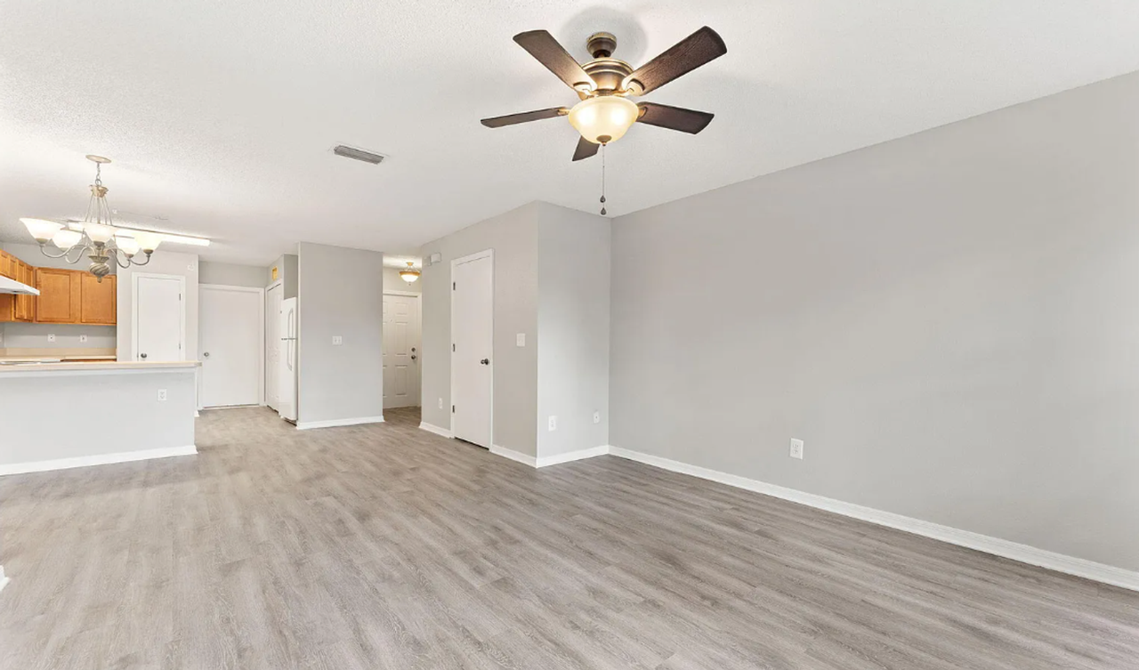 4701 Playschool Dr - Photo 4 of 12