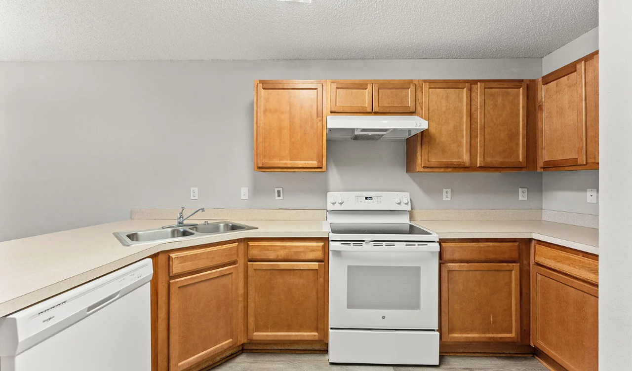 4701 Playschool Dr - Photo 7 of 12