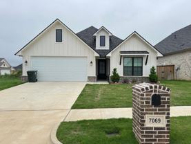 7069 Hillside Ave - Photo 1 of 1