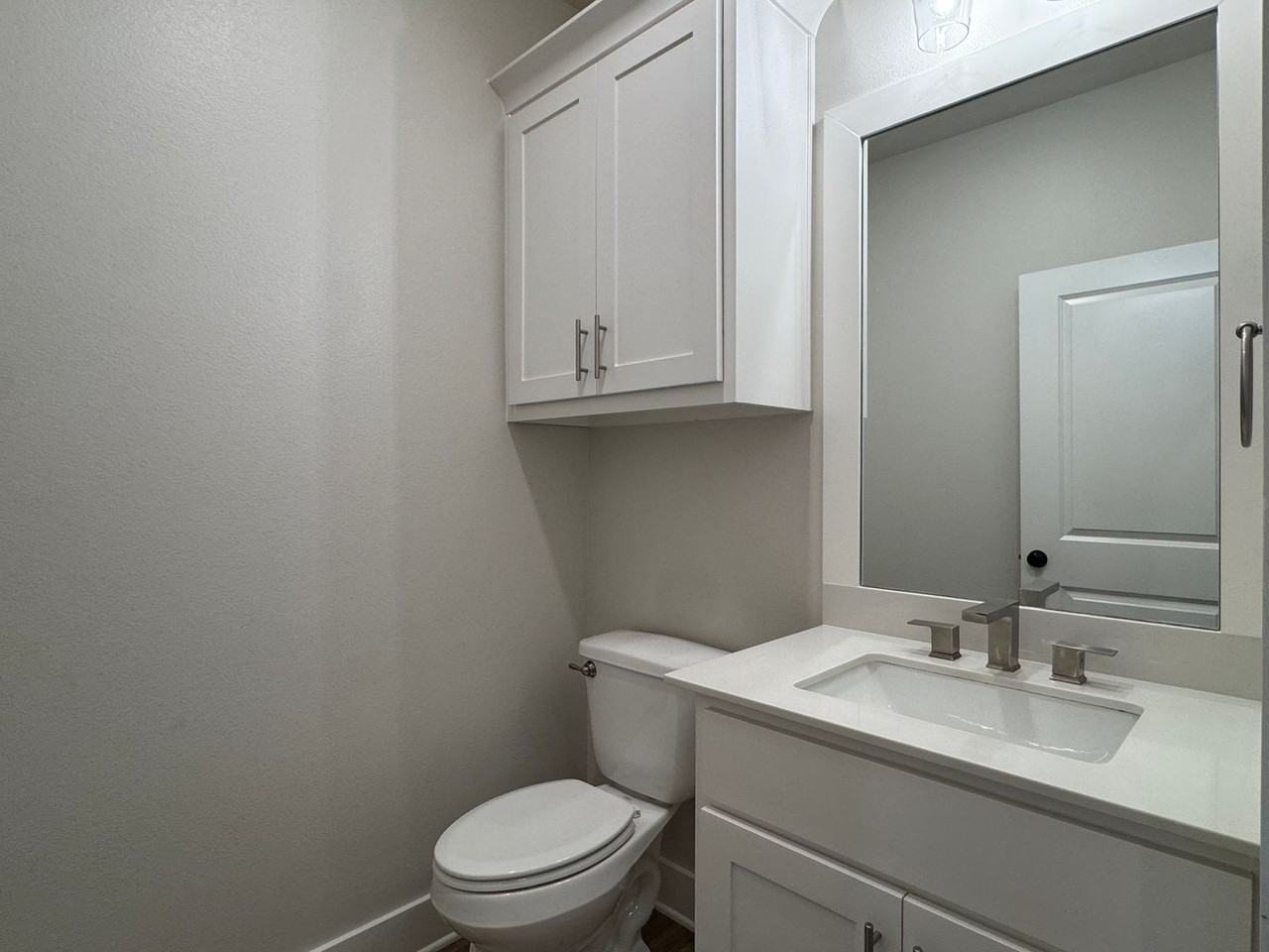 7069 Hillside Ave - Photo 6 of 40