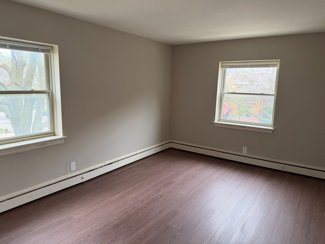 1560 N. Prospect Ave. - Photo 4 of 6