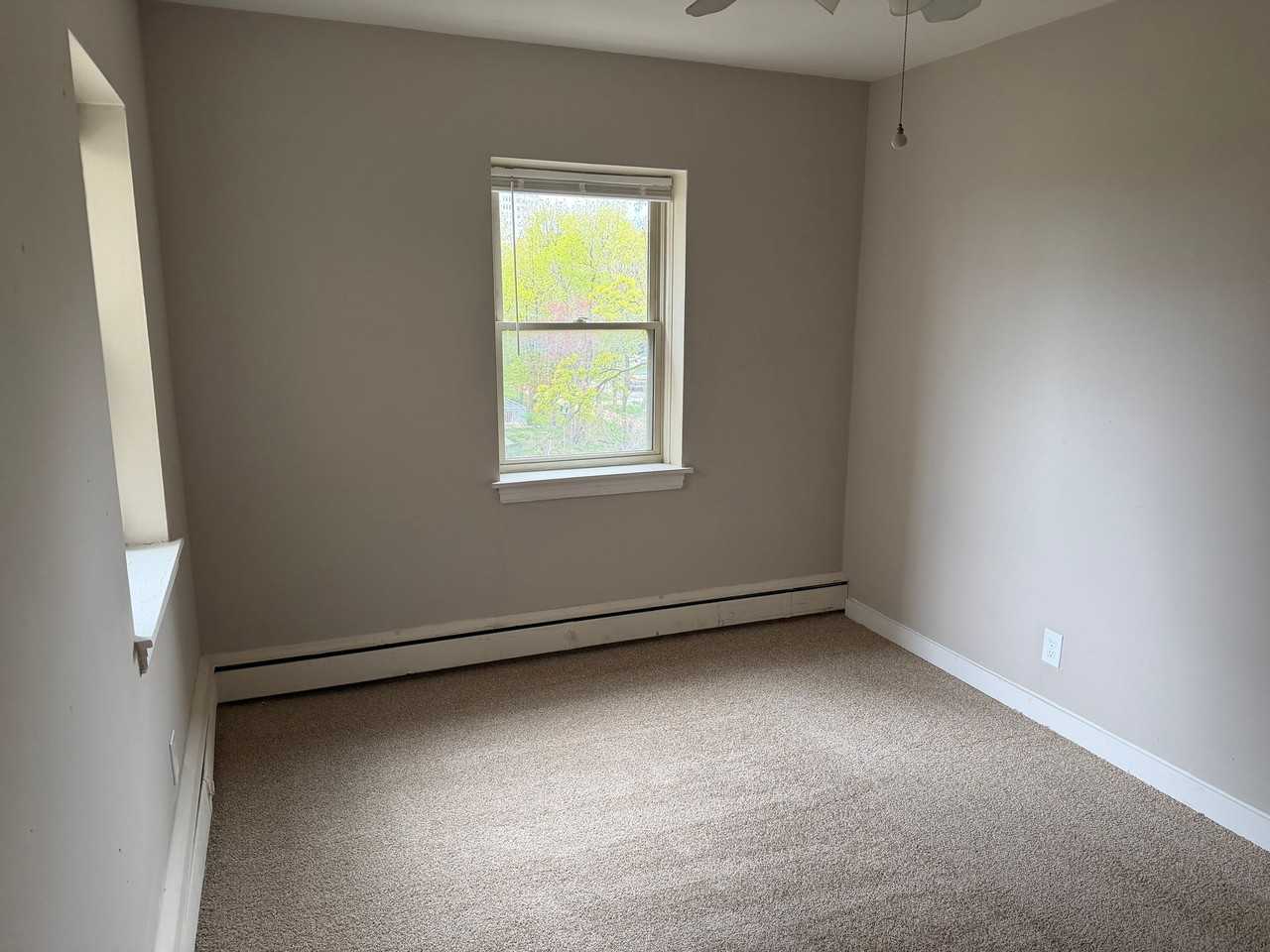 1560 N. Prospect Ave. - Photo 5 of 6