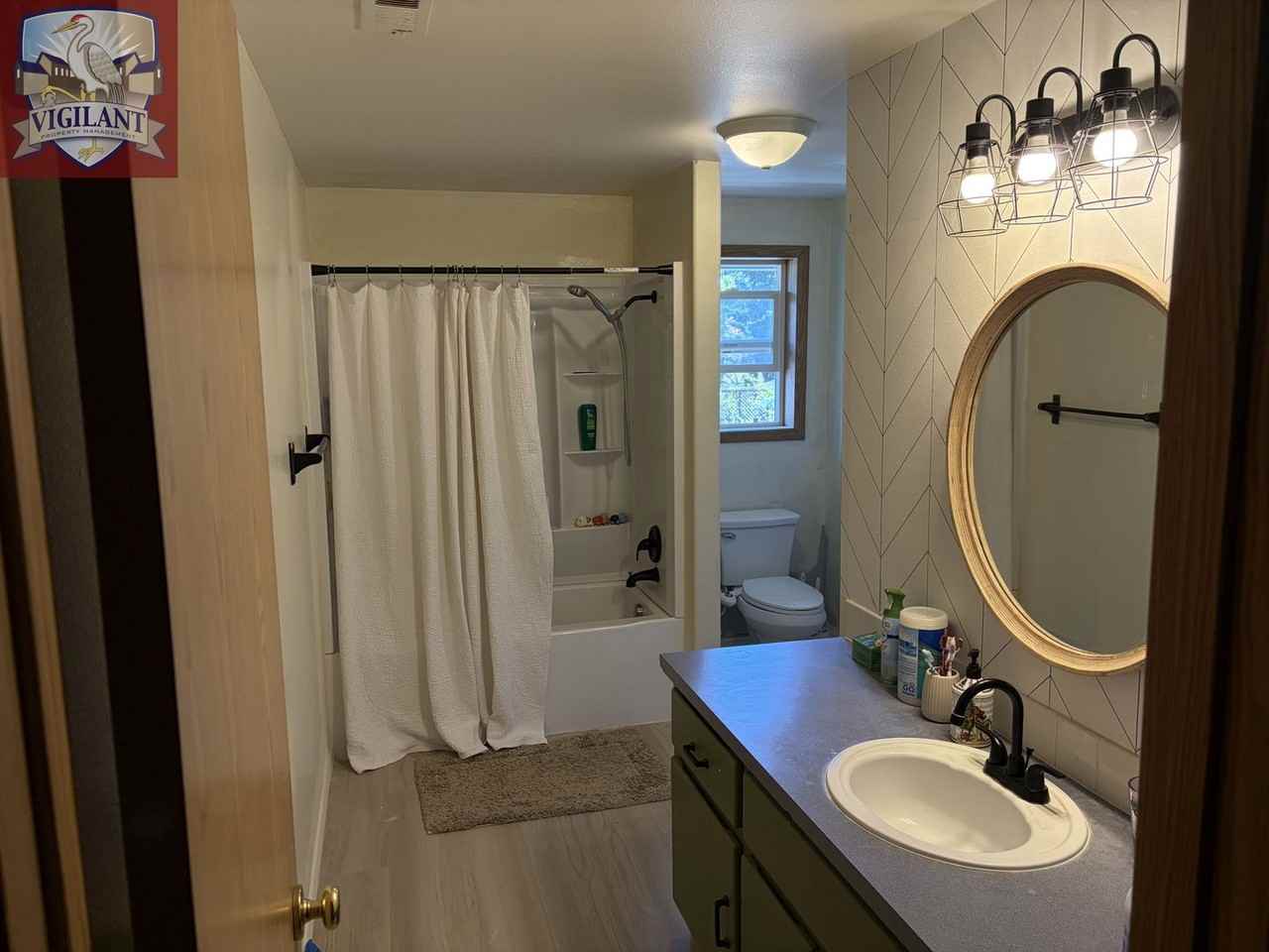 17215 Ne 27th Way - Photo 2 of 8