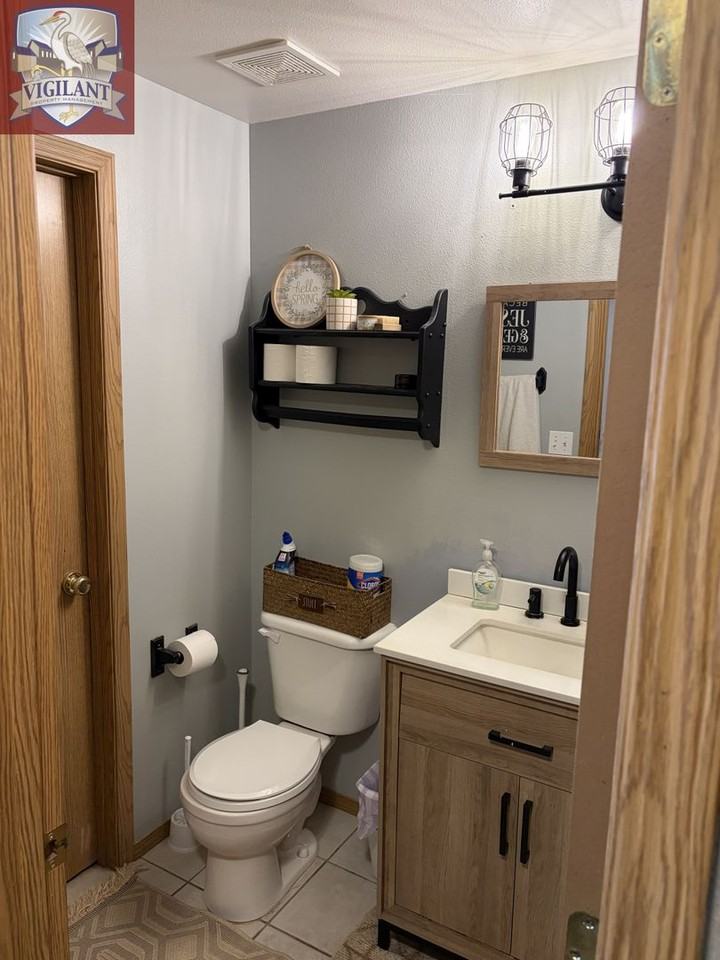 17215 Ne 27th Way - Photo 4 of 8
