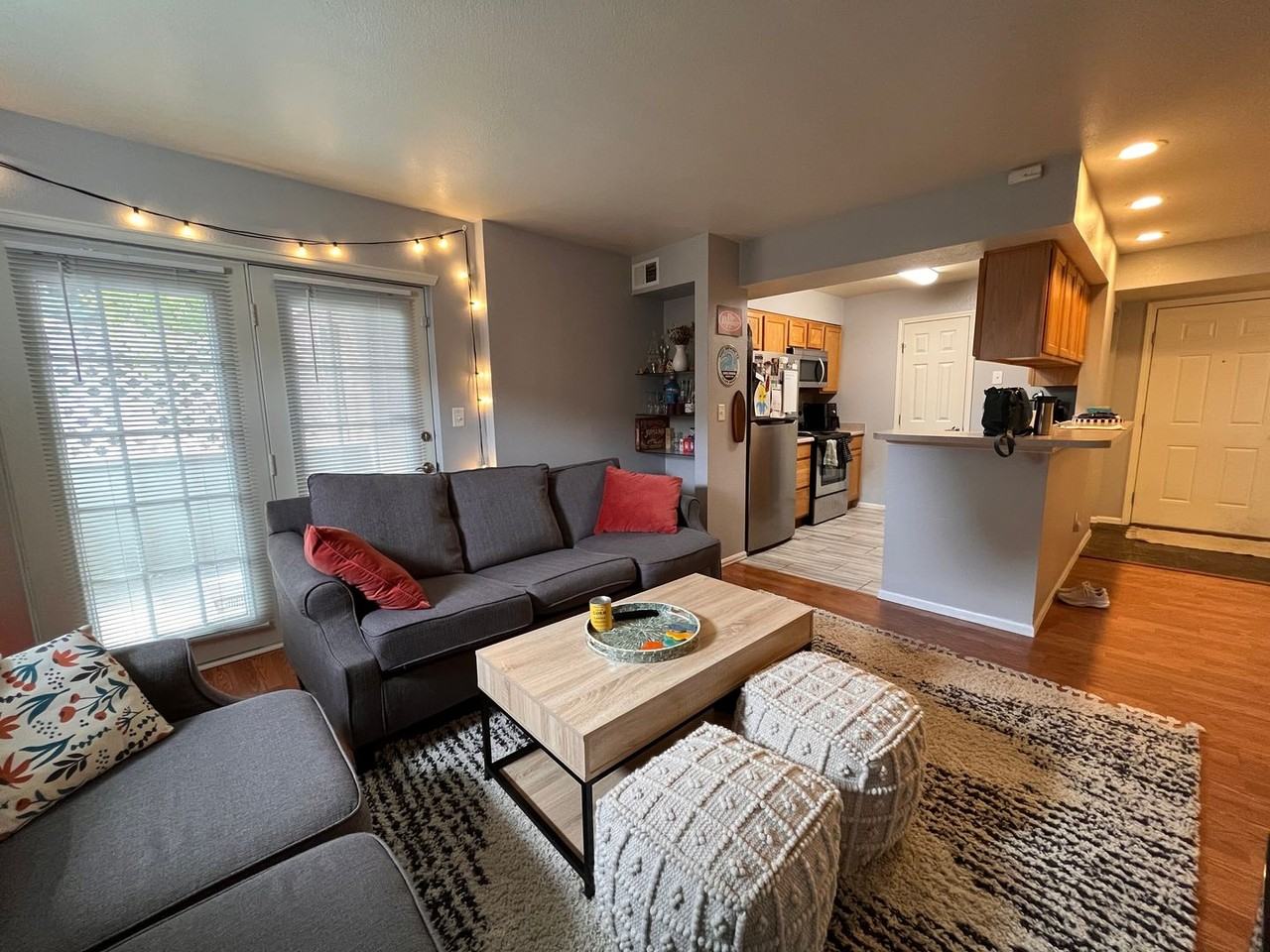 2551 W 24th St - Photo 5 of 18