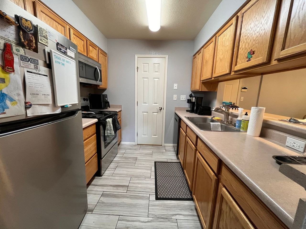 2551 W 24th St - Photo 7 of 18