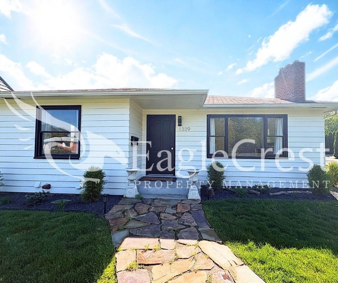 1339 Modoc St - Photo 7 of 50