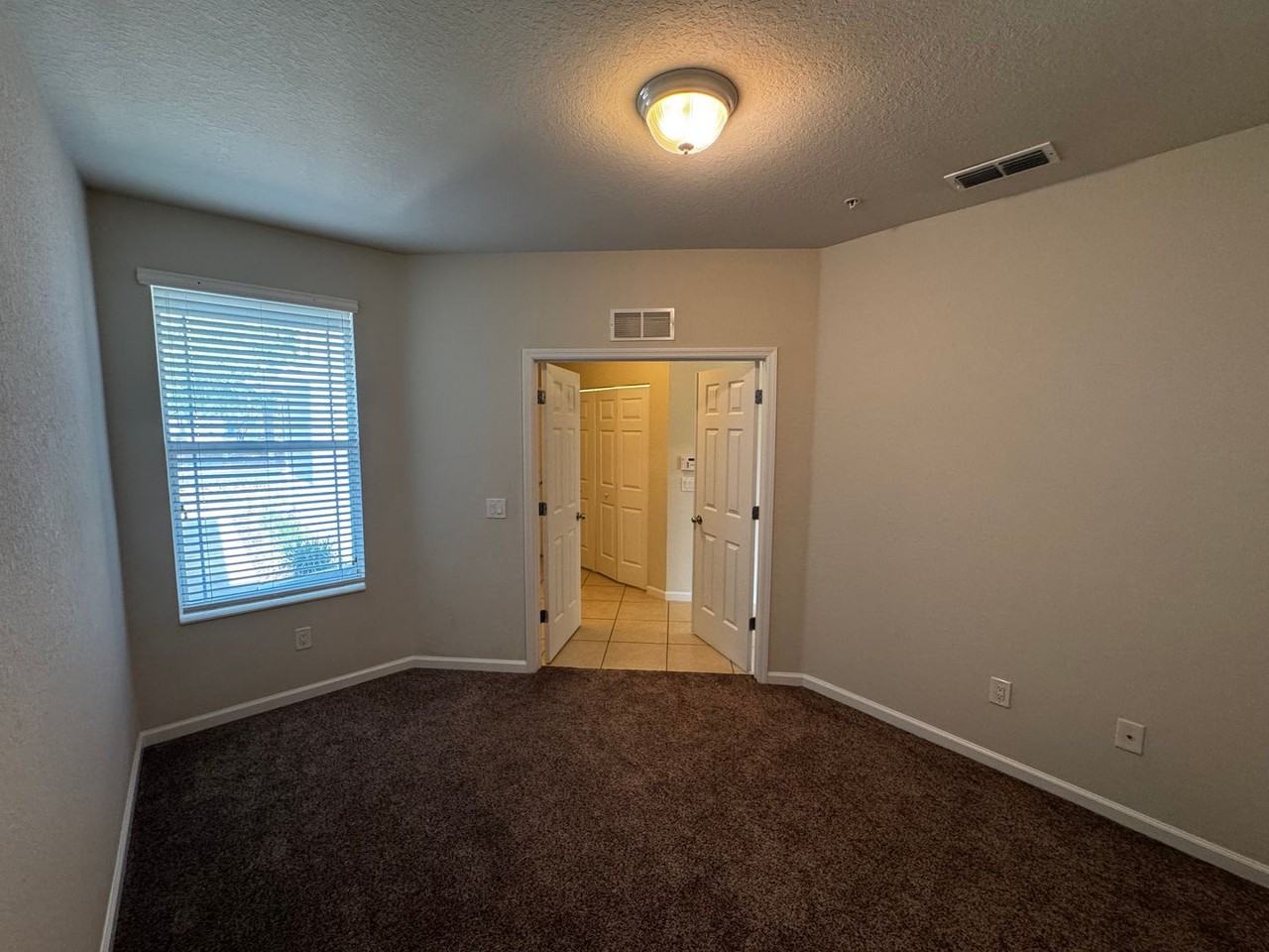 4401 Sw 52nd Cir #101 - Photo 5 of 24