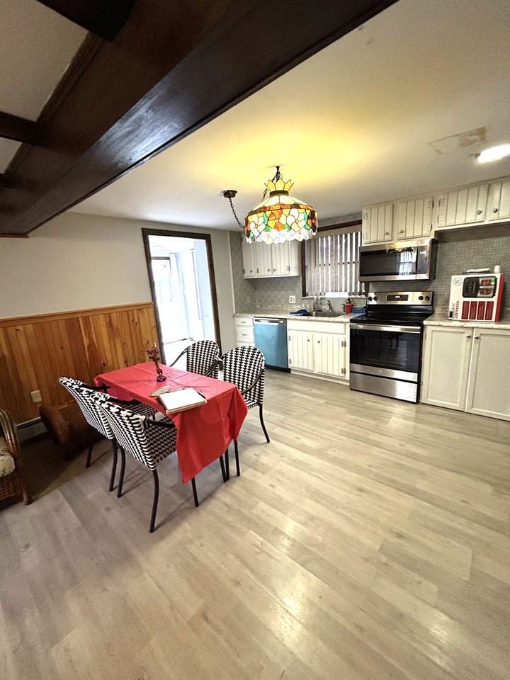 1228 Allegheny Dr - Photo 4 of 10