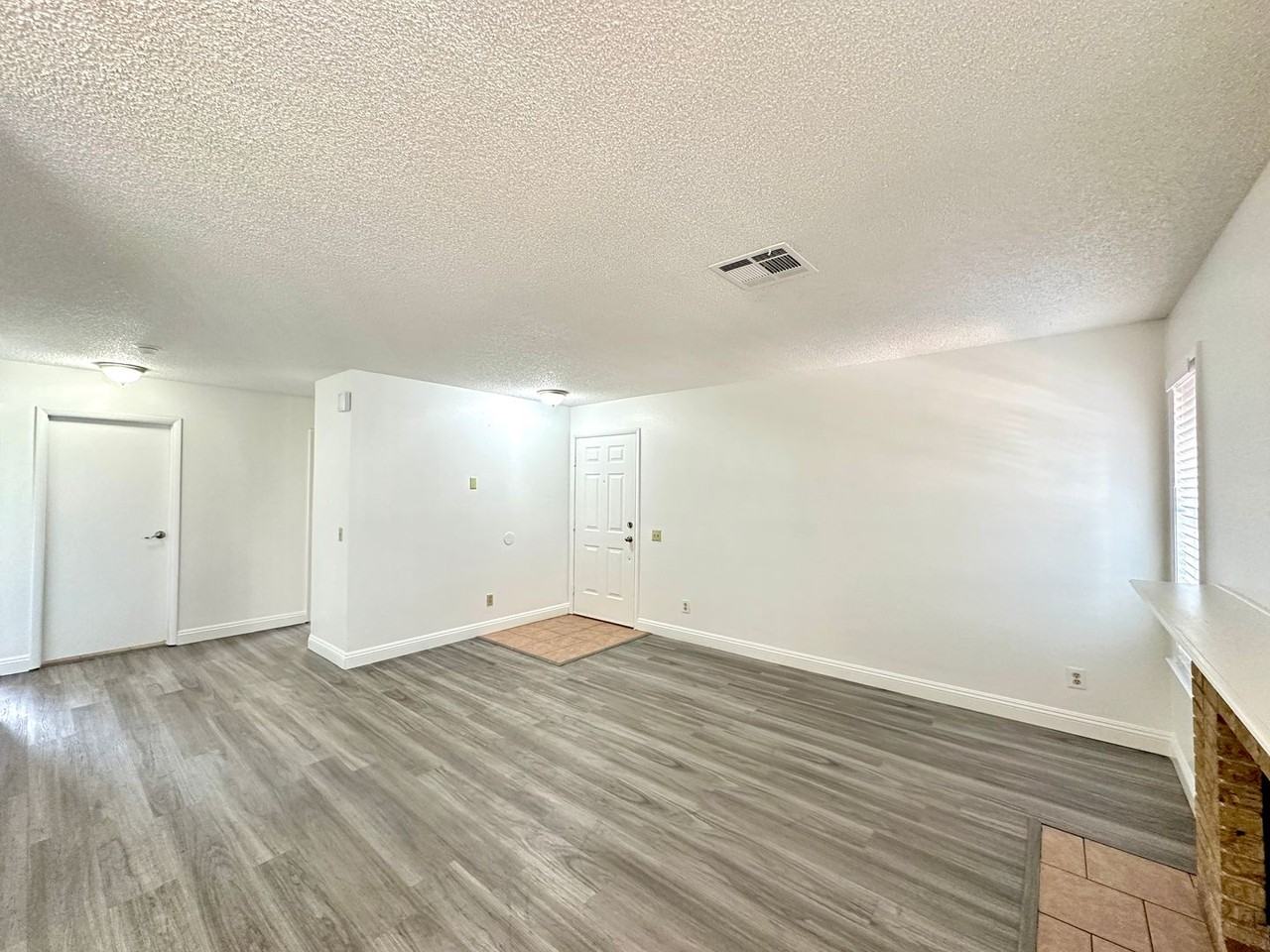 6687 W Tropicana Ave #102 - Photo 4 of 16