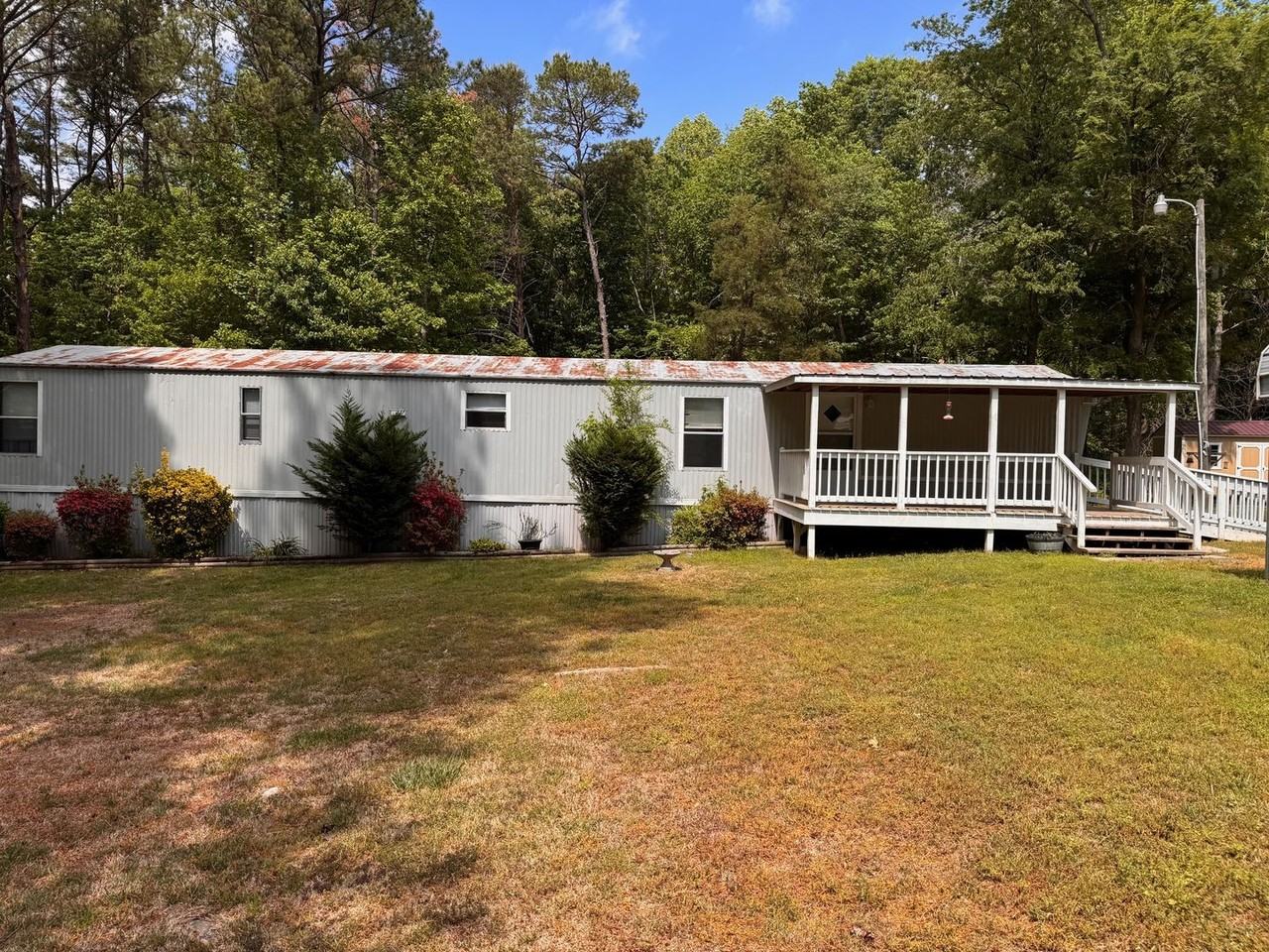 2289 S Lake Dr - Photo 3 of 25