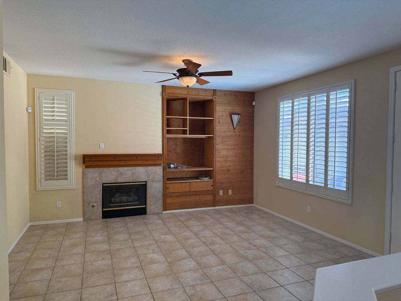 7944 Bonaventure Dr - Photo 2 of 19
