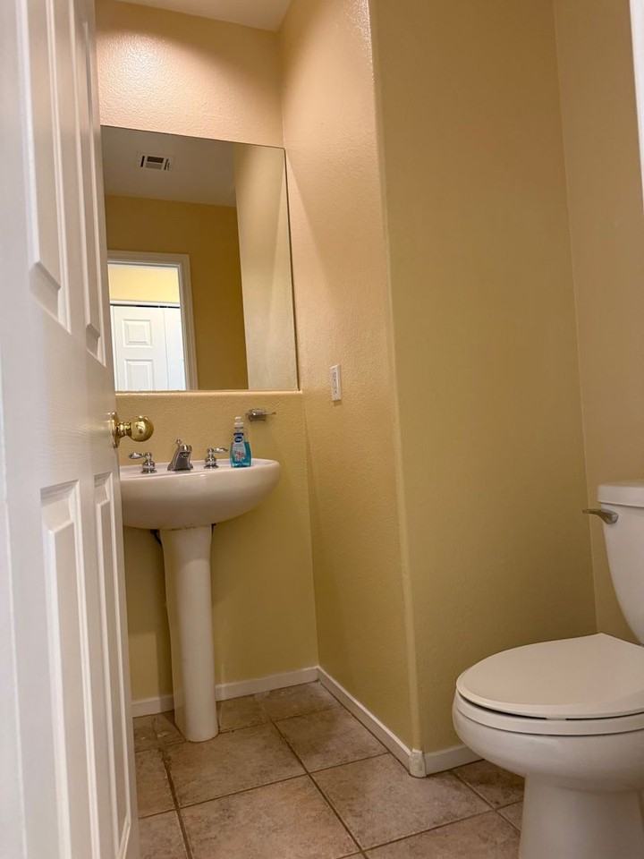 7944 Bonaventure Dr - Photo 6 of 19