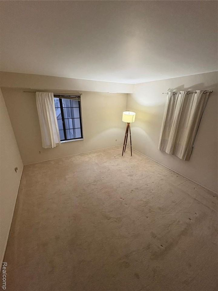 1867 Meadow Dale Ct - Photo 4 of 13