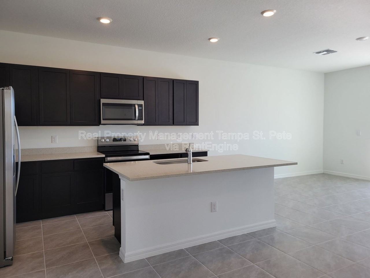 31364 Midnight Sun Way - Photo 3 of 37