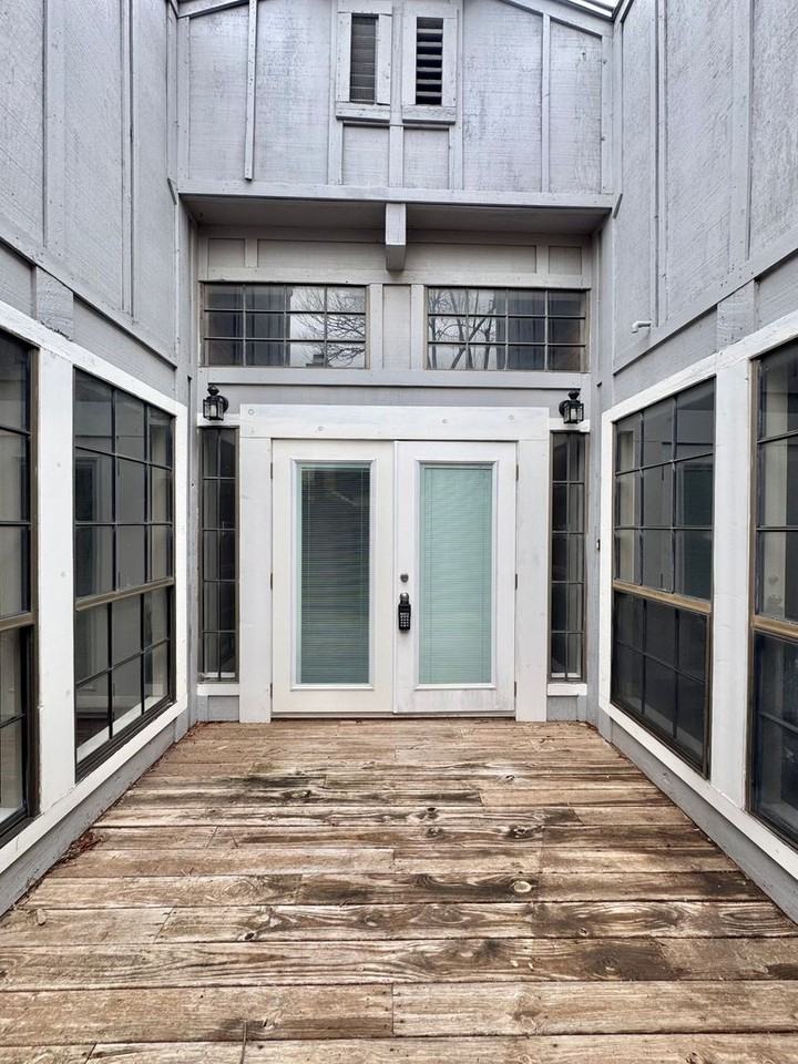 1715 Utah Ave - Photo 2 of 15