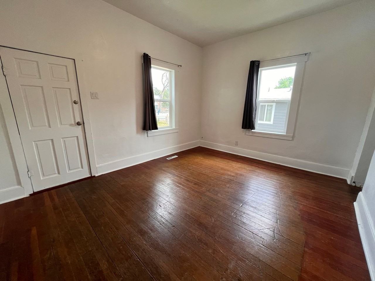 2543 Laporte Ave - Photo 5 of 22