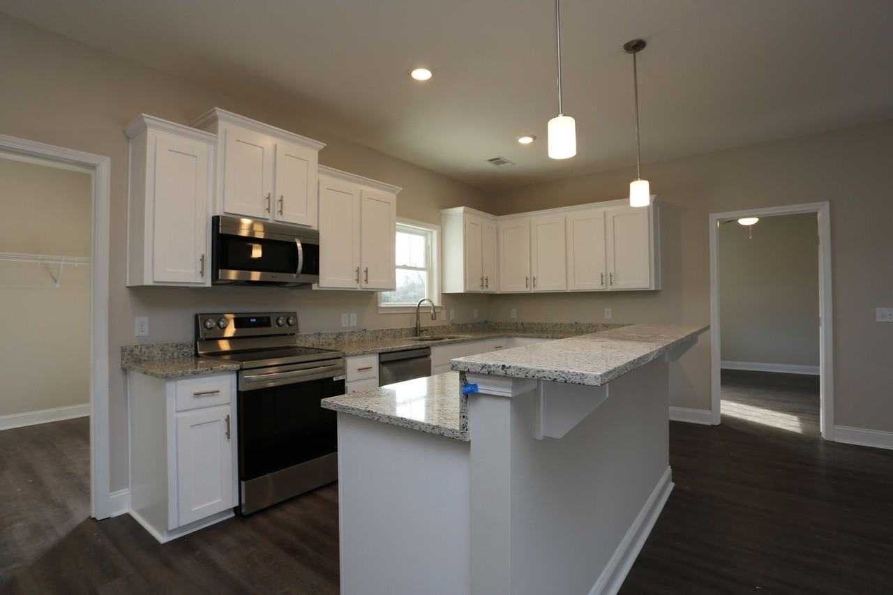 115 Avalon Trce - Photo 3 of 15