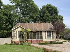 featured image of 6 Raymond Ave Nw