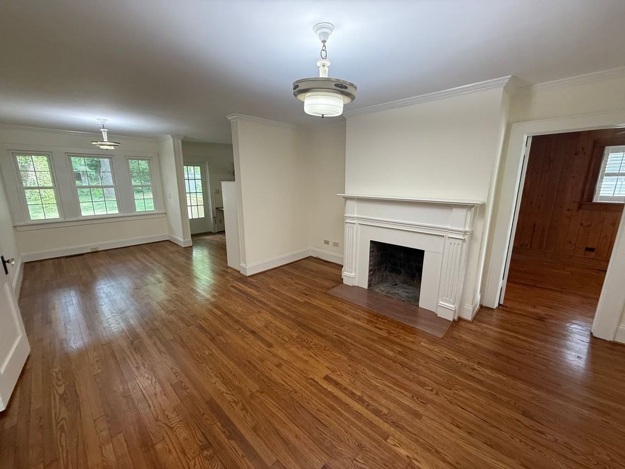 6 Raymond Ave Nw - Photo 2 of 12