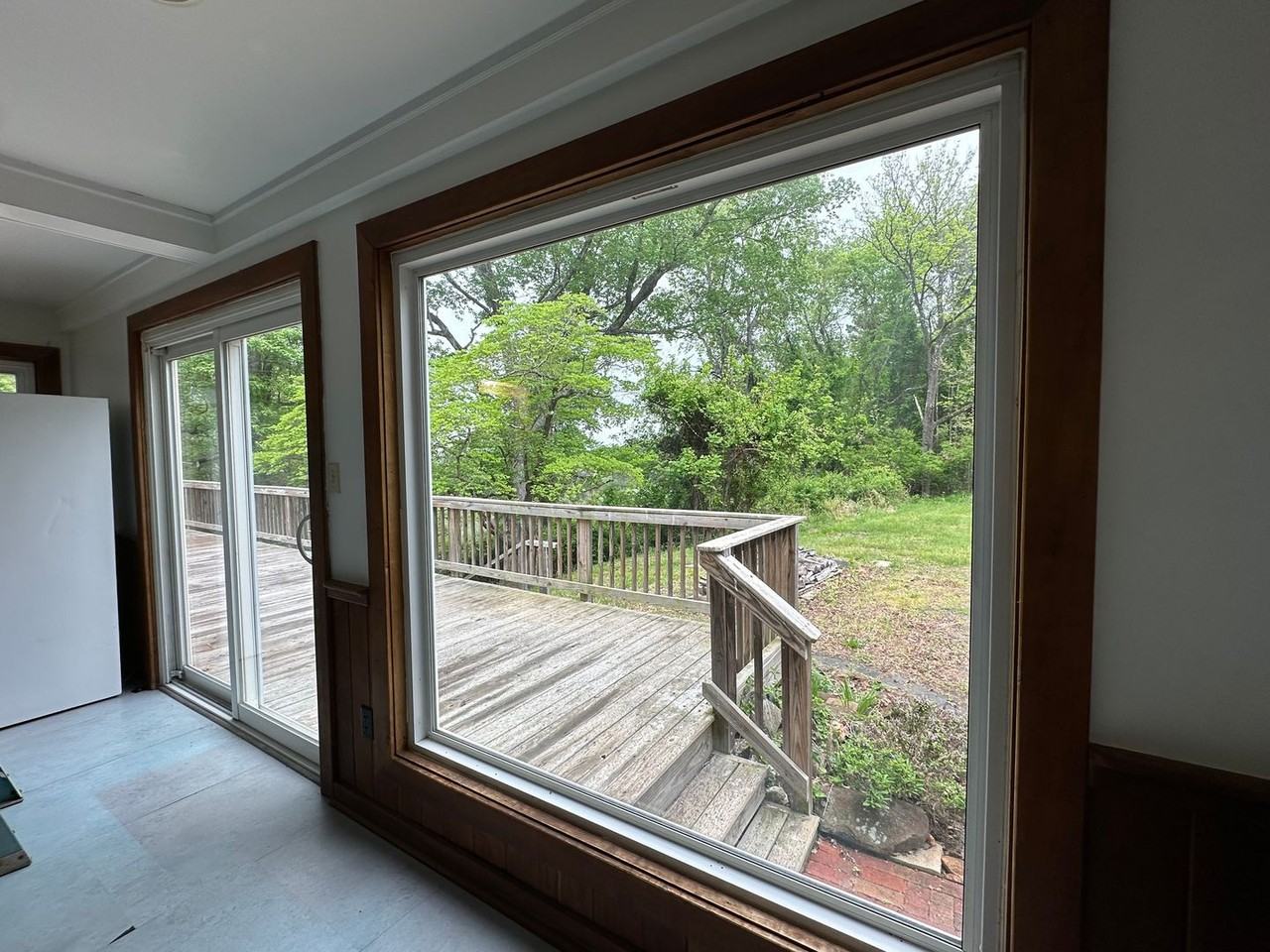 1127 Round Hill Dr - Photo 6 of 16