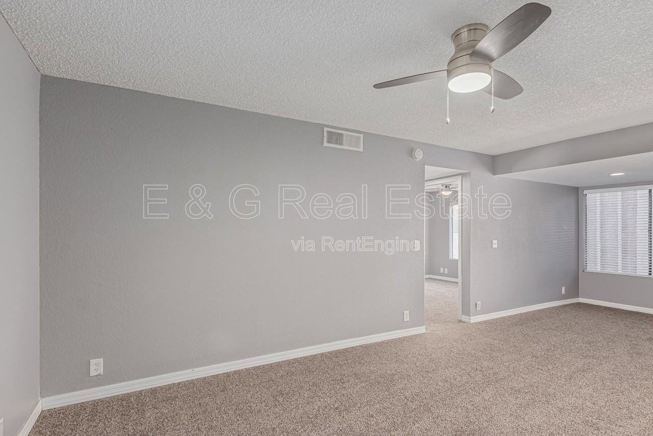 1077 W 1st St #203 - Photo 4 of 21